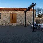 Philoxenia Stone Apartment