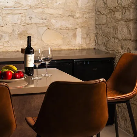 Philoxenia Stone Apartamento Choulou